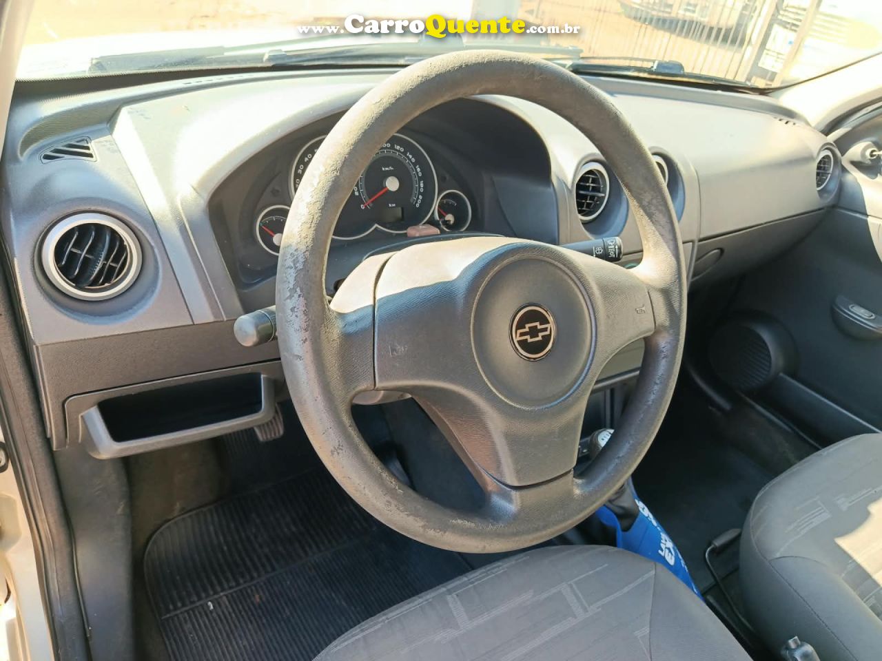 CHEVROLET   PRISMA  SED. MAXX LT 1.4 8V ECONOF. 4P   PRATA 2010 1.4 GASOLINA - Loja