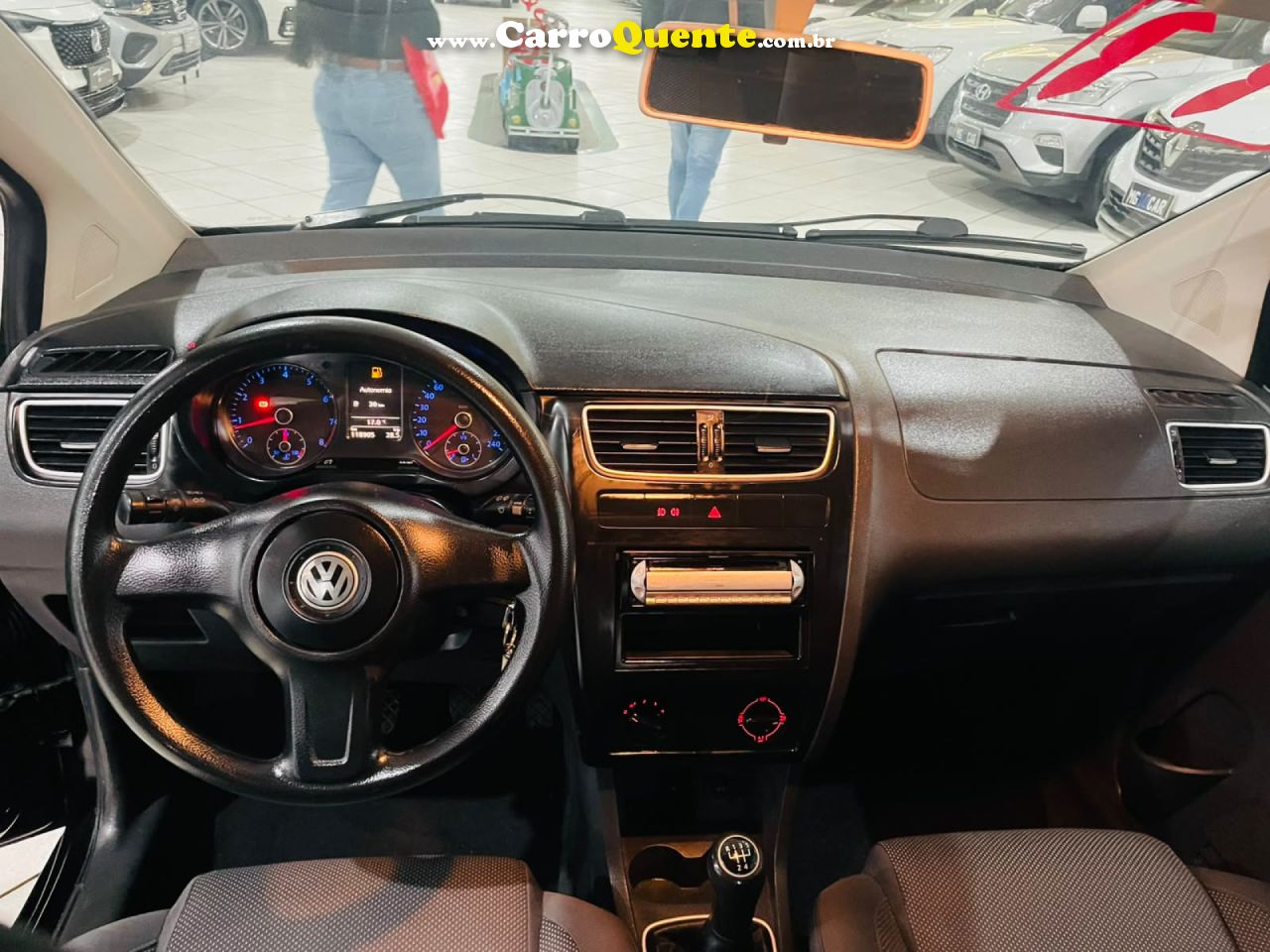 VOLKSWAGEN   FOX 1.6 MI TOTAL FLEX 8V 5P   PRETO 2011 1.6 FLEX - Loja