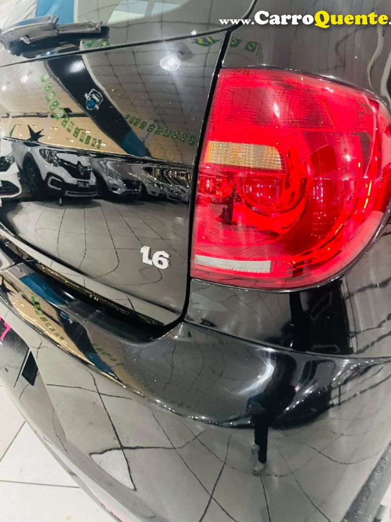 VOLKSWAGEN   FOX 1.6 MI TOTAL FLEX 8V 5P   PRETO 2011 1.6 FLEX - Loja