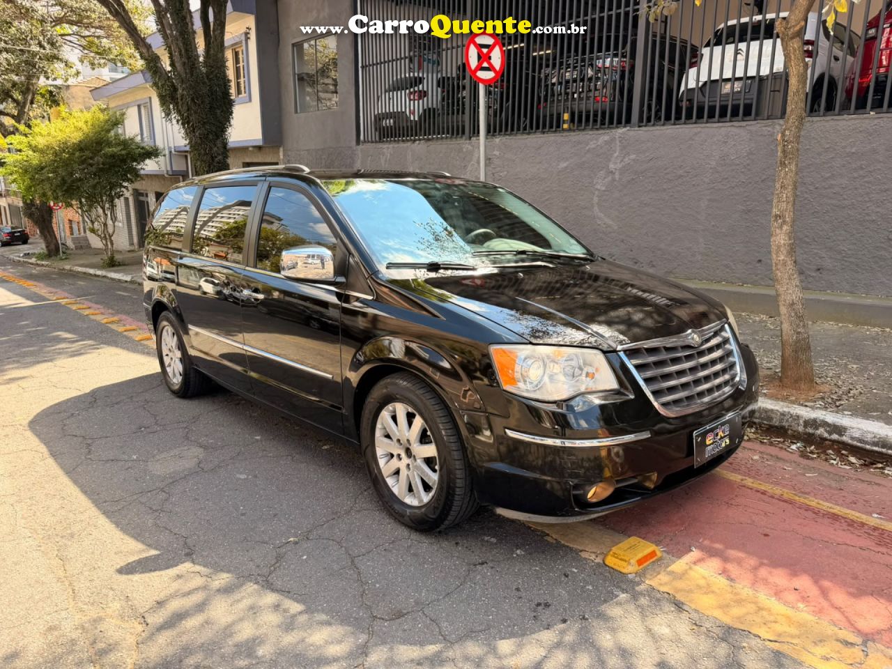 CHRYSLER   TOWN & COUNTRY LIMITED 3.8 3.6 V6 AUT.   PRETO 2008 3.8 GASOLINA - Loja