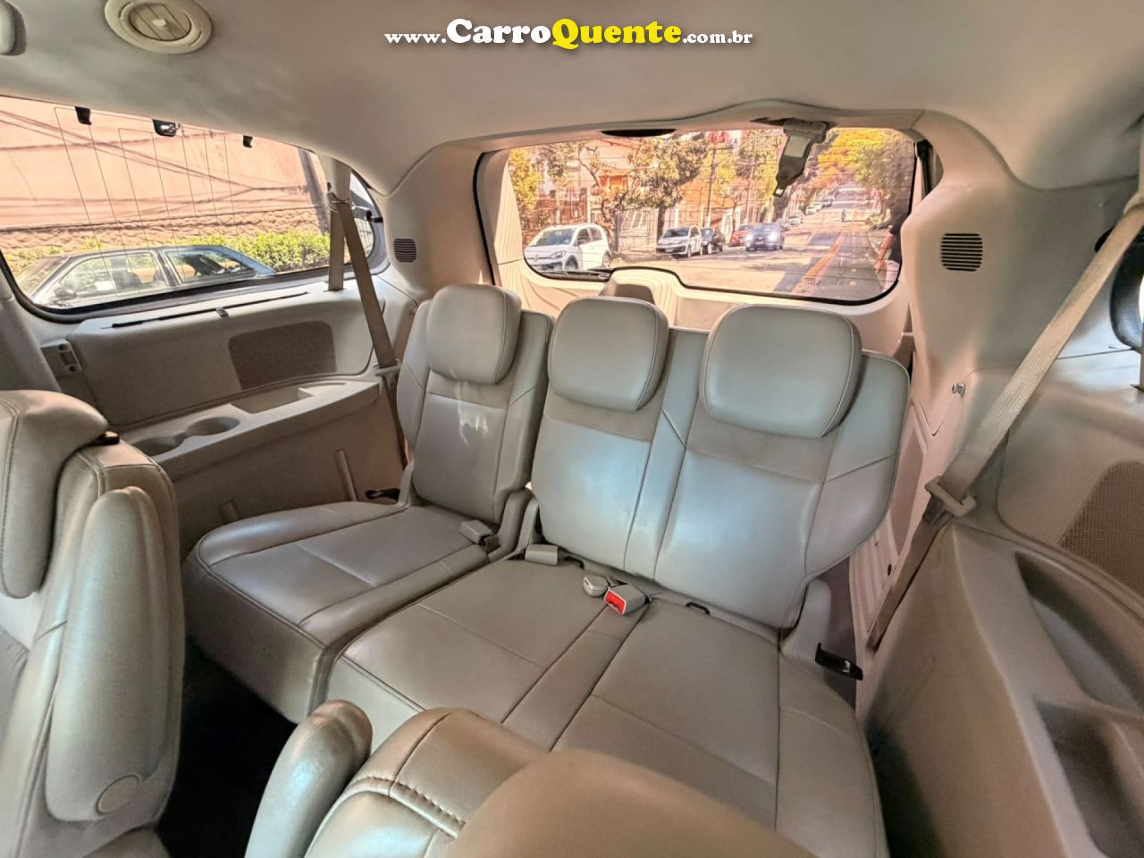 CHRYSLER   TOWN & COUNTRY LIMITED 3.8 3.6 V6 AUT.   PRETO 2008 3.8 GASOLINA - Loja