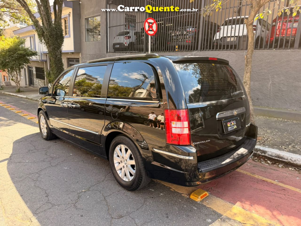 CHRYSLER   TOWN & COUNTRY LIMITED 3.8 3.6 V6 AUT.   PRETO 2008 3.8 GASOLINA - Loja