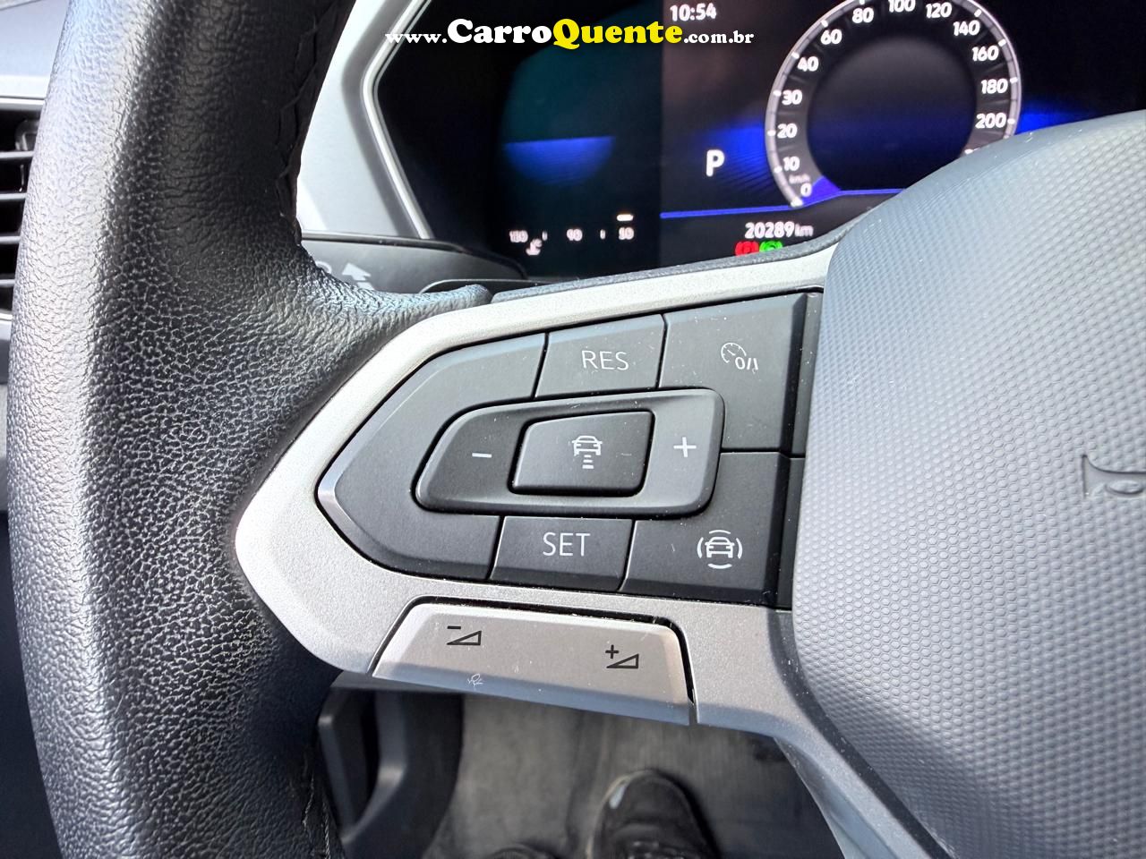 VOLKSWAGEN T-CROSS 1.0 200 TSI TOTAL 2022 - Loja