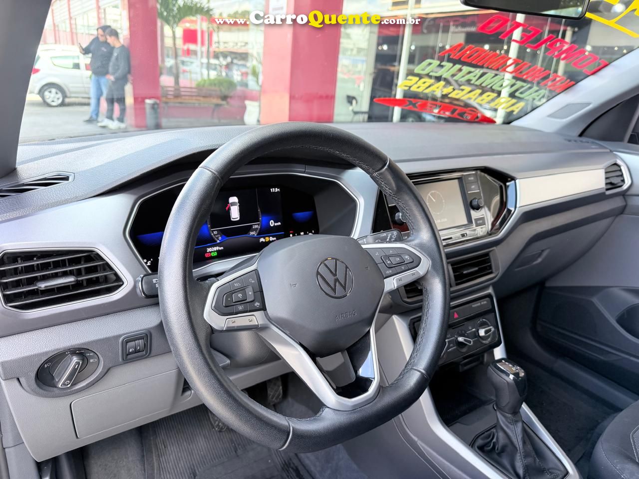 VOLKSWAGEN T-CROSS 1.0 200 TSI TOTAL 2022 - Loja