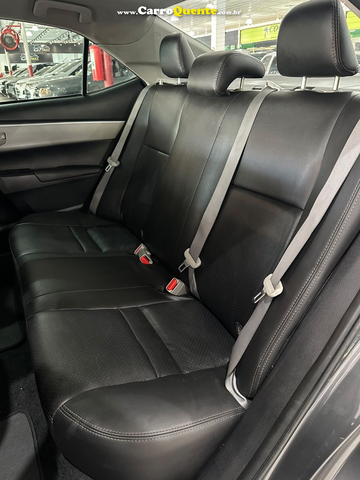 TOYOTA COROLLA 1.8 GLI 16V 2018 - Loja