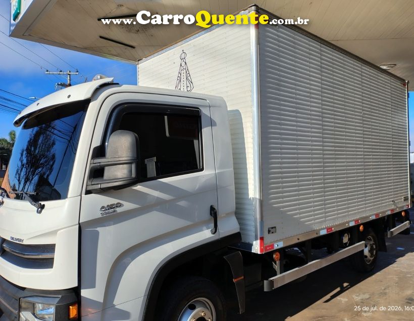 Volkswagen Delivery Express Delivery DRC 4-150 Baú - Loja