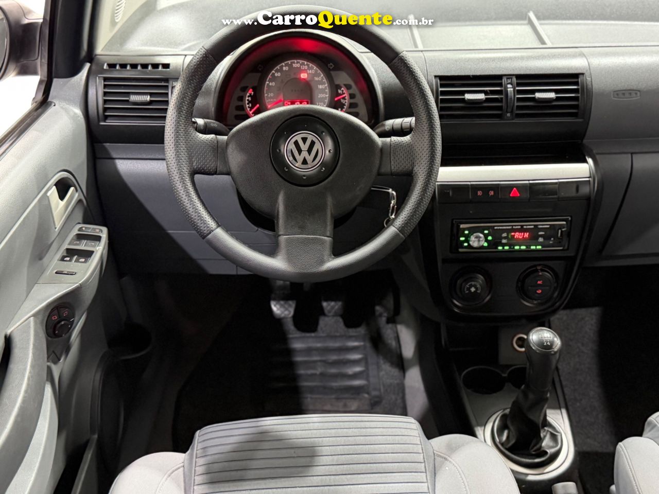 VOLKSWAGEN SPACEFOX 2009 - Loja