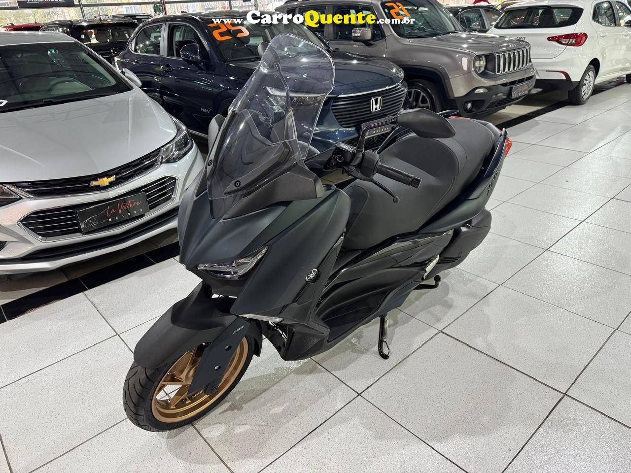 YAMAHA XMAX 250 CONNECTED ABS 2024 - Loja