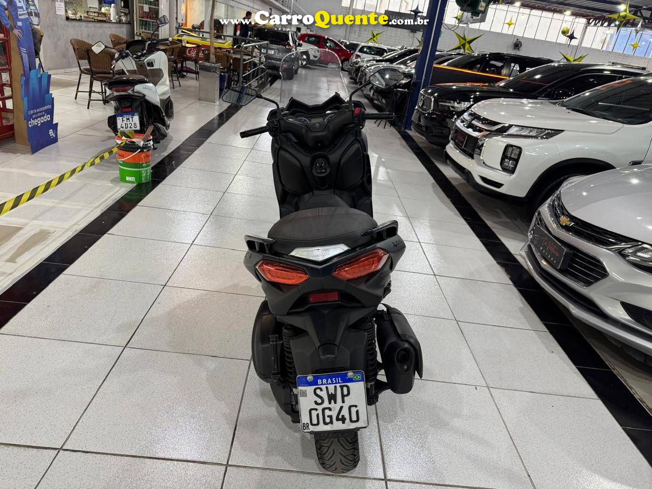 YAMAHA XMAX 250 CONNECTED ABS 2024 - Loja