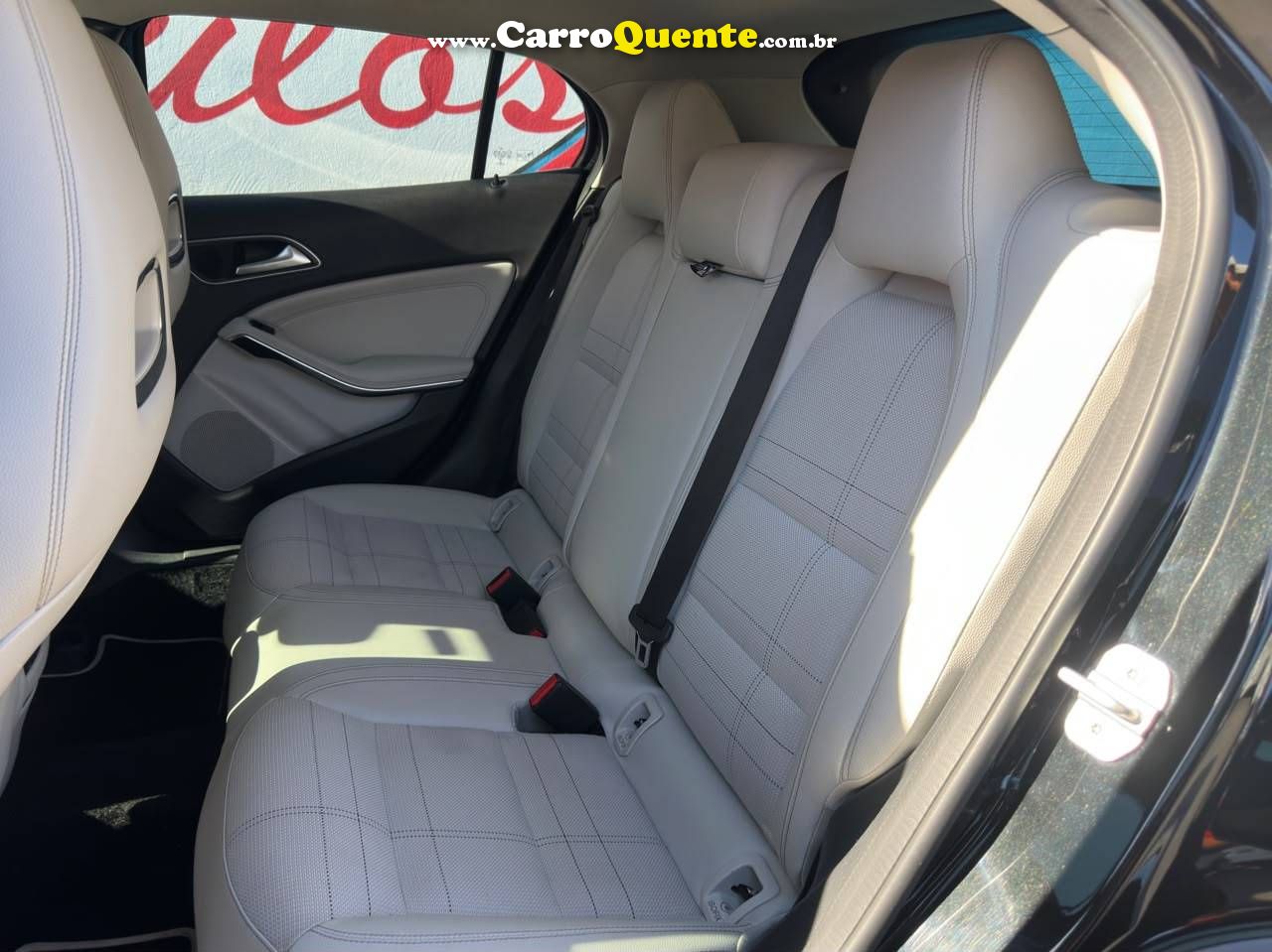 MERCEDES-BENZ GLA 200 1.6 CGI ADVANCE 16V TURBO 2017 - Loja