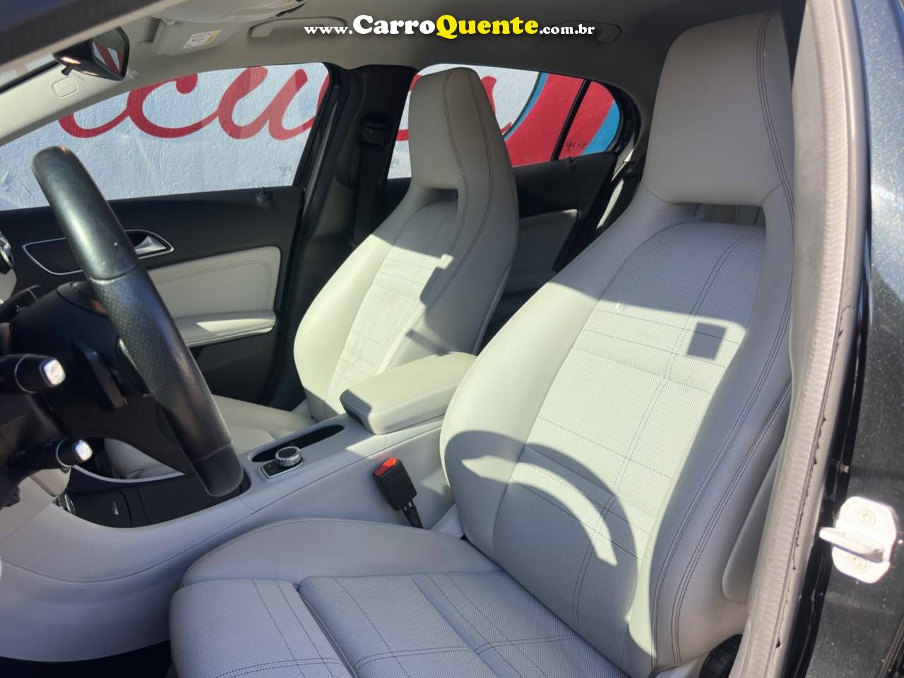 MERCEDES-BENZ GLA 200 1.6 CGI ADVANCE 16V TURBO 2017 - Loja