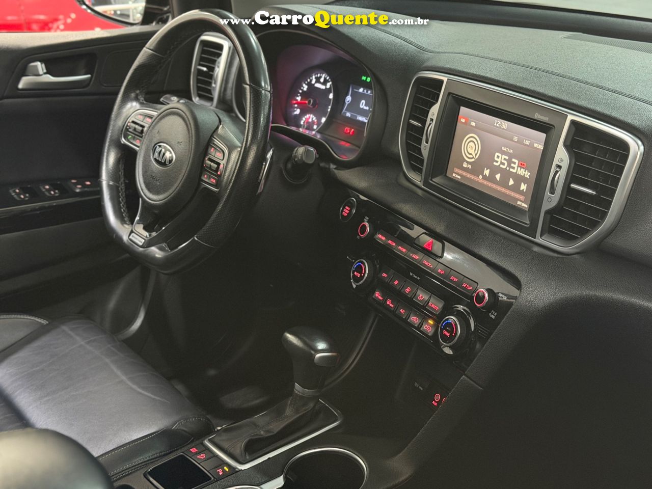 KIA SPORTAGE 2018 - Loja