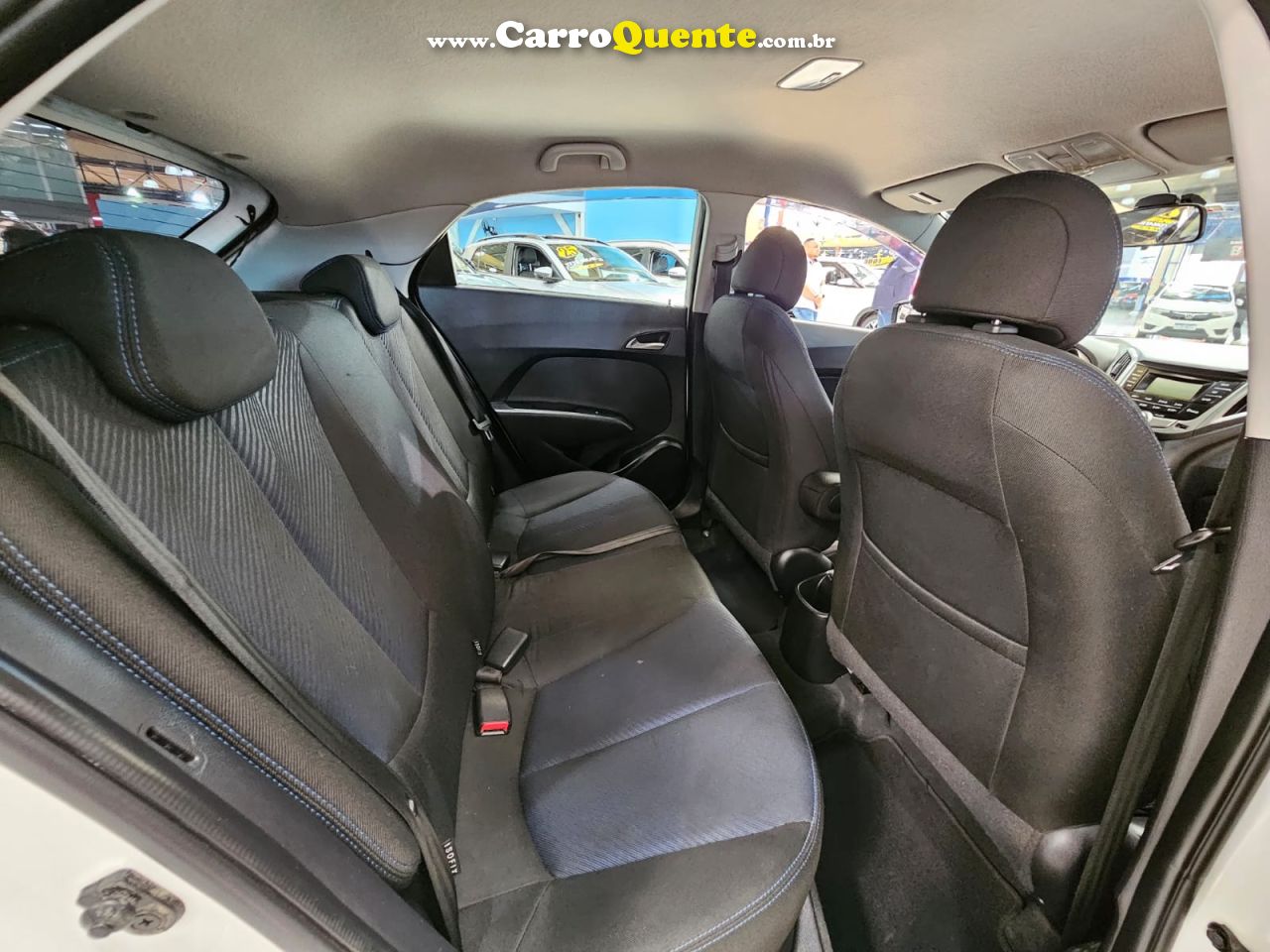 HYUNDAI HB20X 1.6 STYLE * AUTOMÁTICO * 2014 - Loja