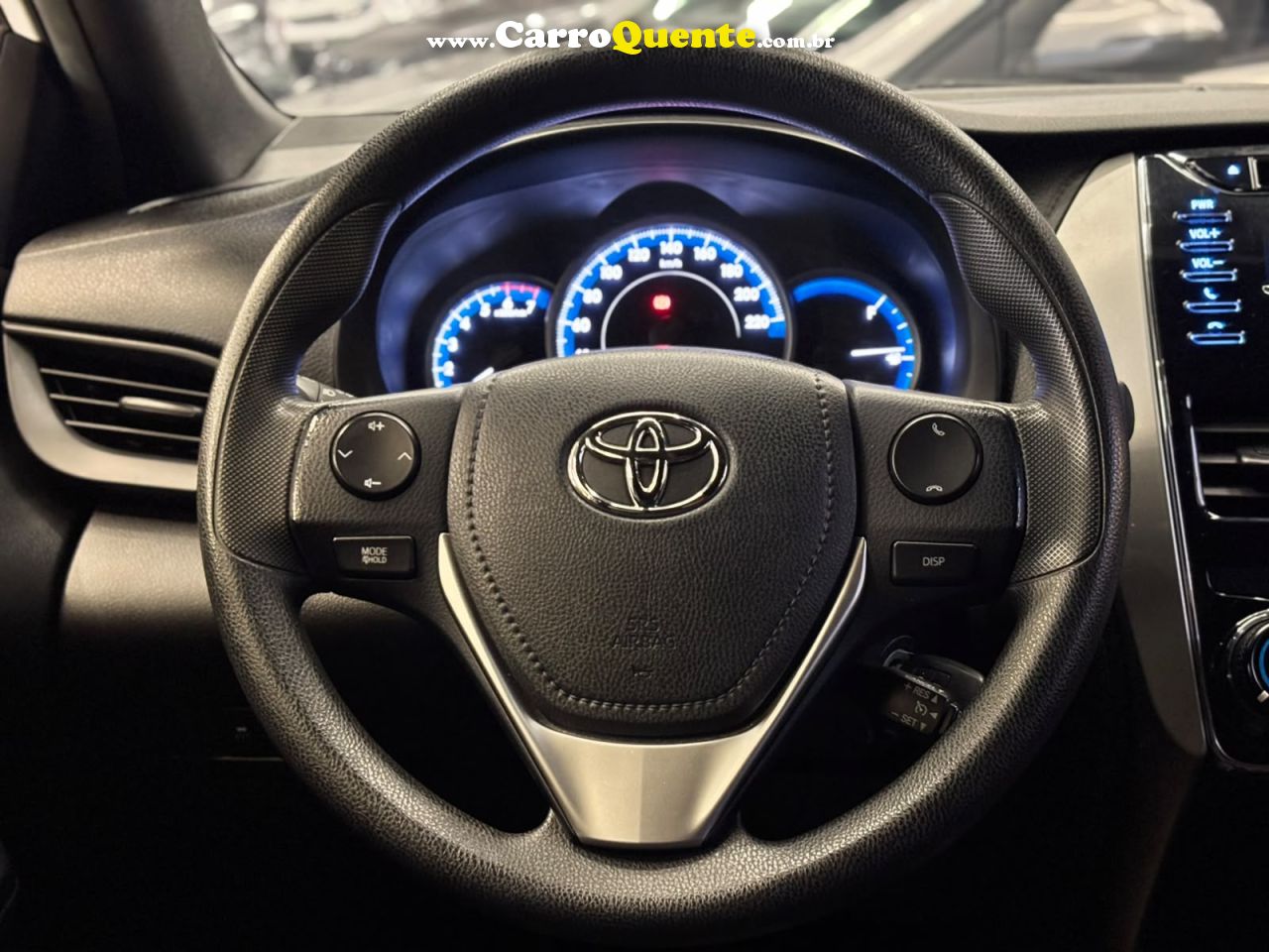 TOYOTA YAR 2021 - Loja