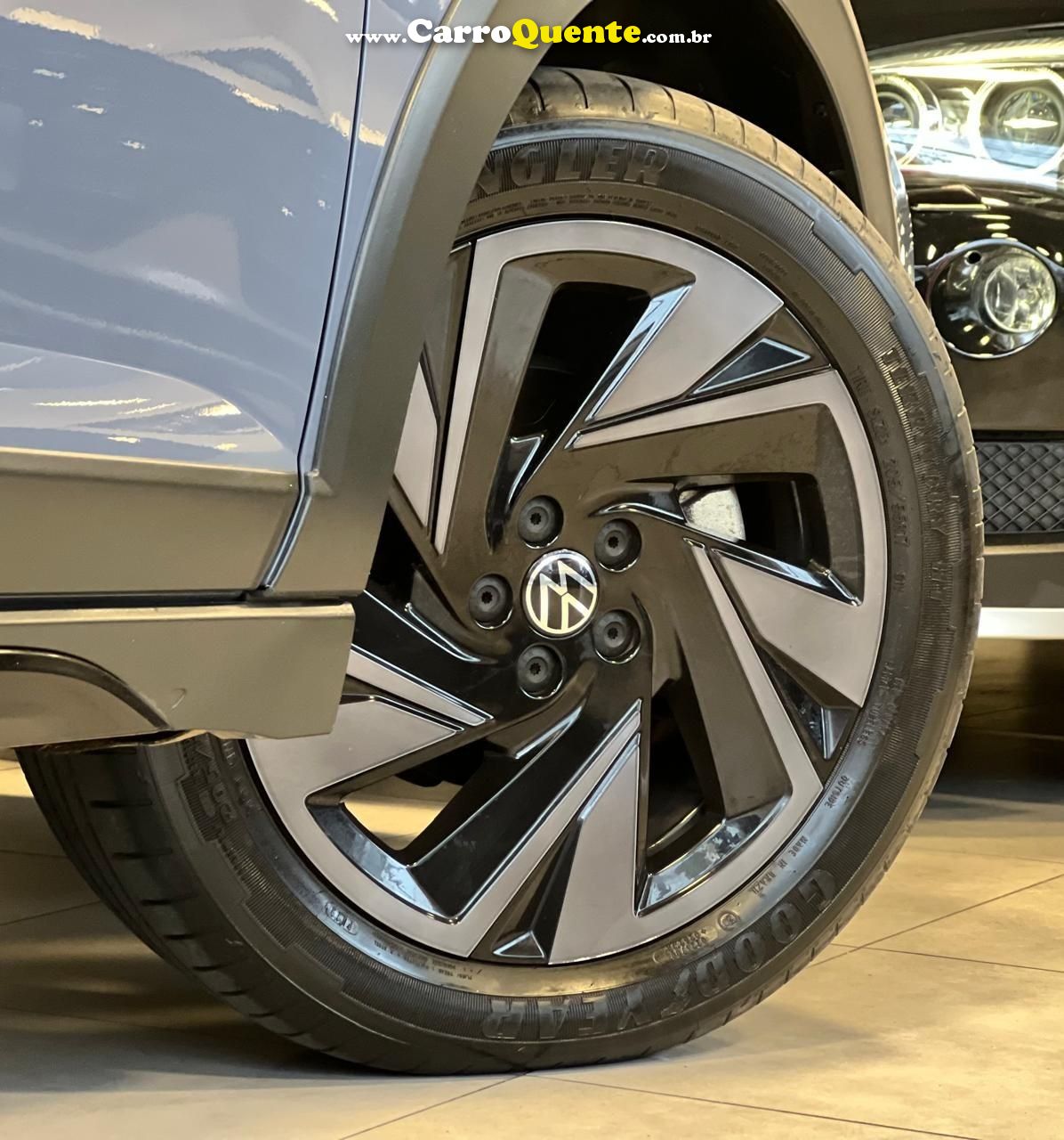 VOLKSWAGEN NIVUS 1.0 200 TSI TOTAL HIGHLINE 2025 - Loja