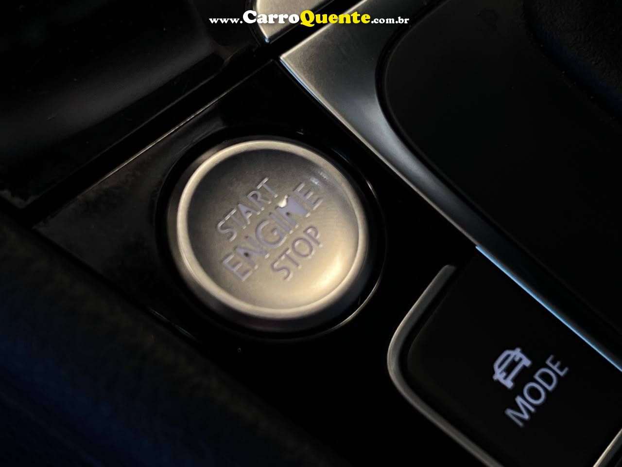 VOLKSWAGEN GOLF 1.4 TSI HIGHLINE 16V 2014 - Loja