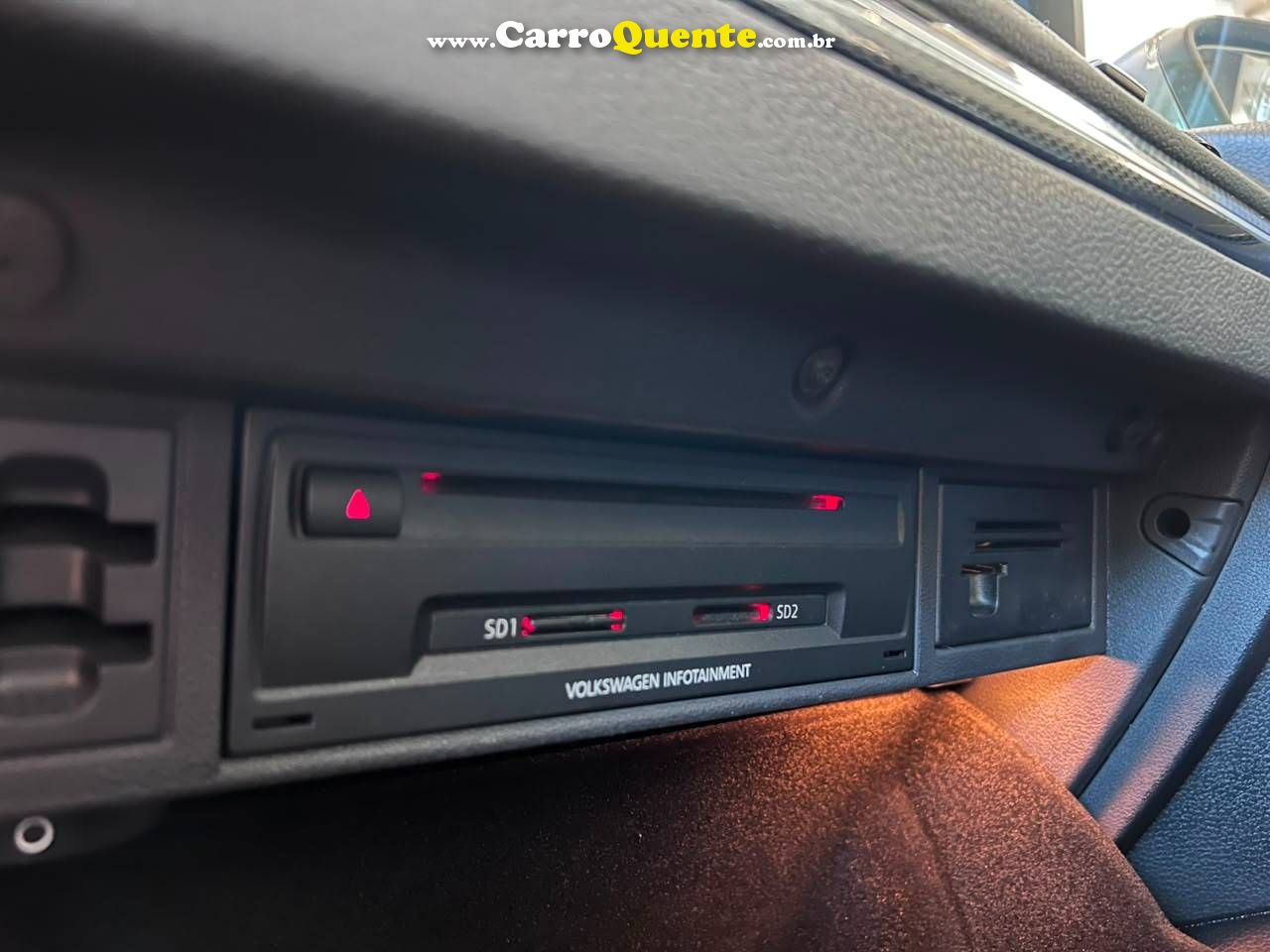 VOLKSWAGEN GOLF 1.4 TSI HIGHLINE 16V 2014 - Loja