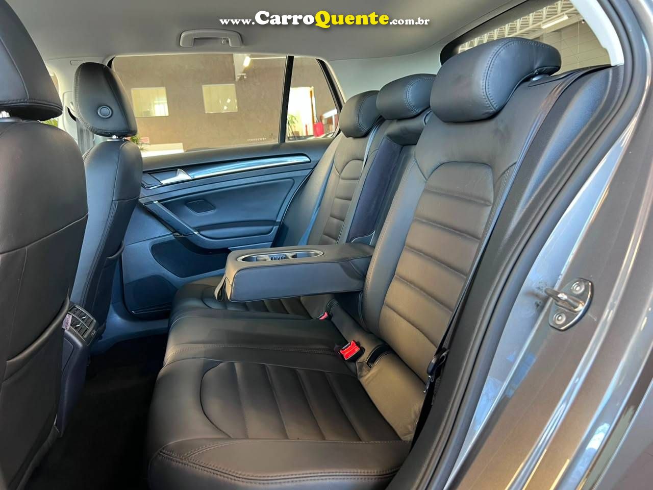 VOLKSWAGEN GOLF 1.4 TSI HIGHLINE 16V 2014 - Loja