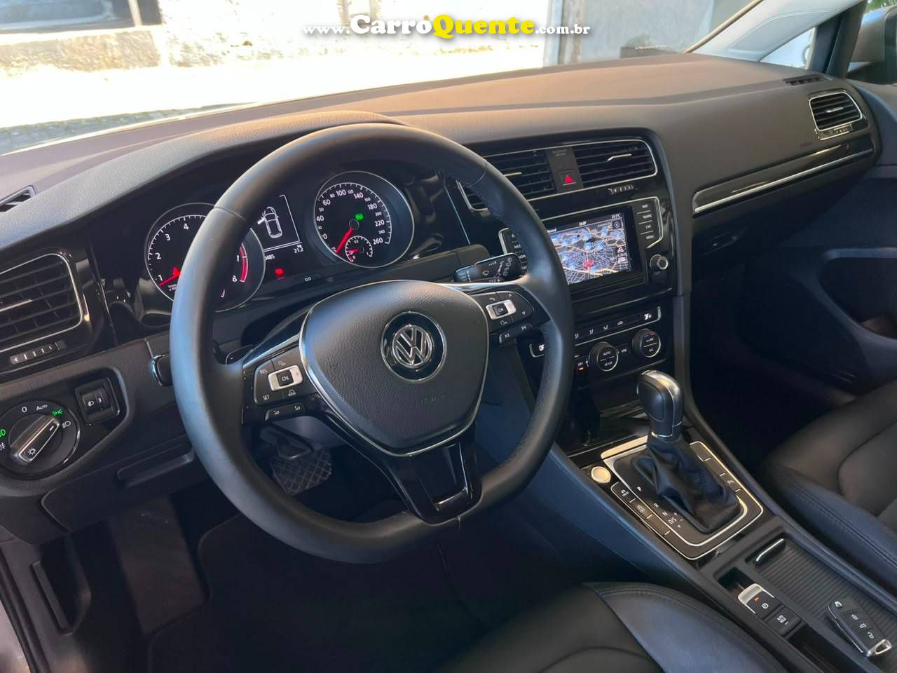 VOLKSWAGEN GOLF 1.4 TSI HIGHLINE 16V 2014 - Loja