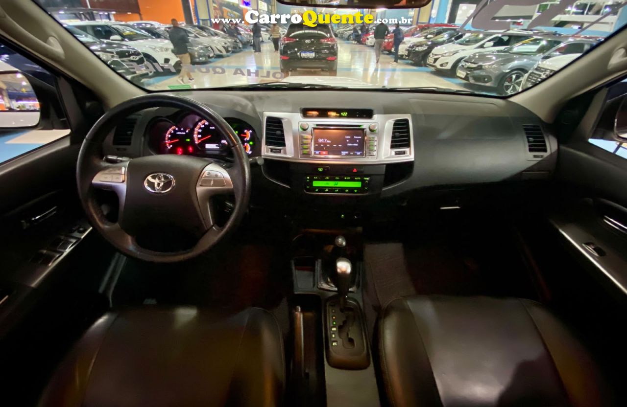 TOYOTA HIL 2015 - Loja