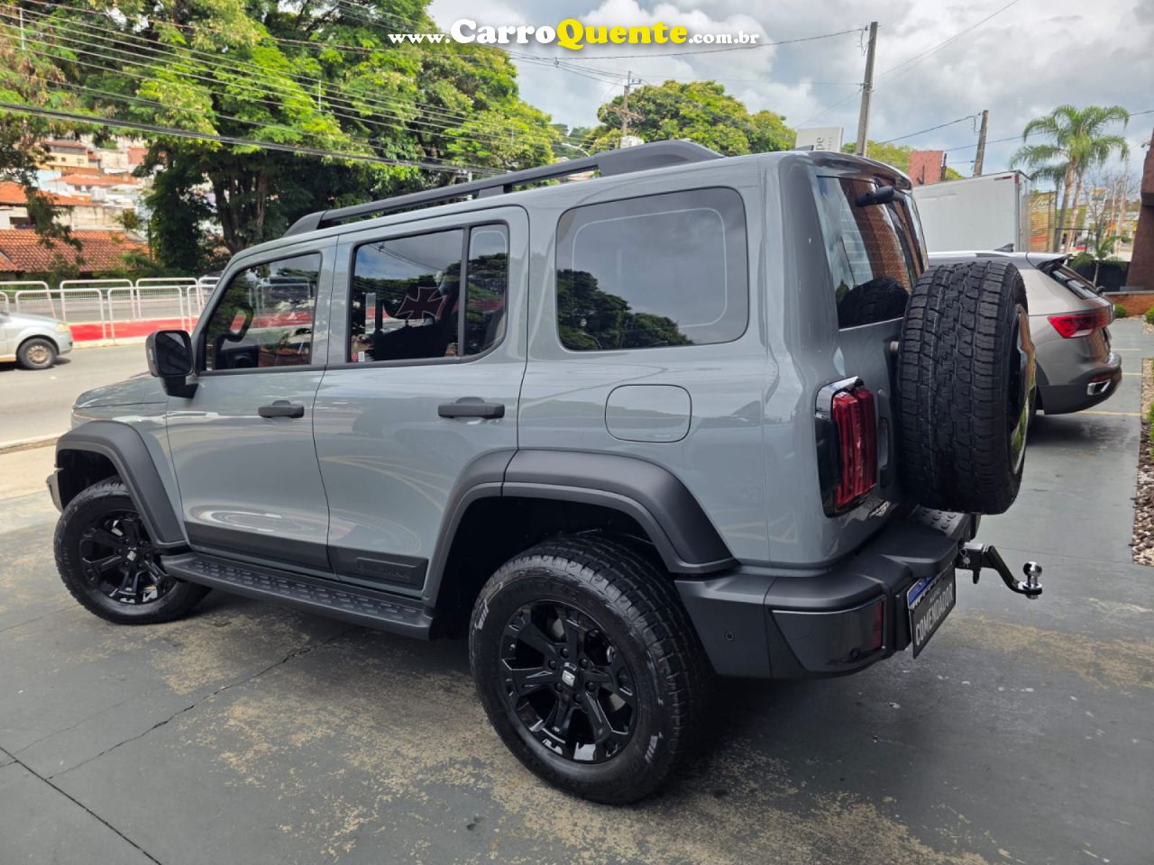 GWM   GWM TANK 300 PHEV 2.0 TB 4X4 HIBRIDO   CINZA 2026 2.0 GASOLINA E ELÉTRICO - Loja