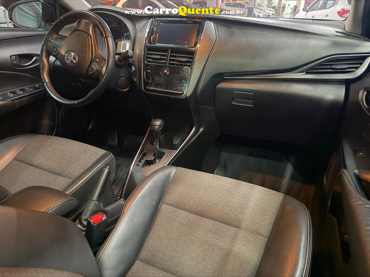 TOYOTA   YARIS XS SEDAN 1.5 FLEX 16V 4P AUT.   PRATA 2024 1.5 FLEX - Loja