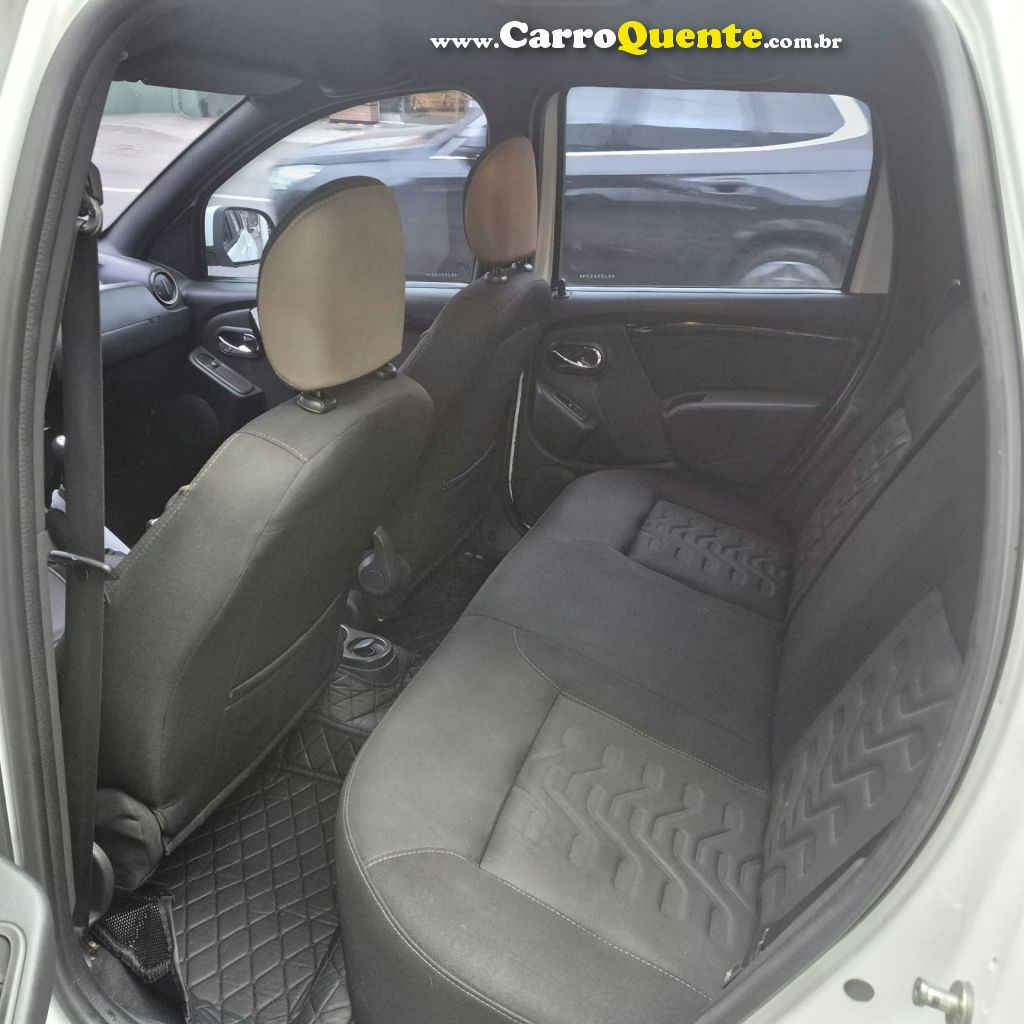 RENAULT   DUSTER DAKAR 4X2 1.6 HI-FLEX 16V MEC.   BRANCO 2016 1.6 FLEX - Loja