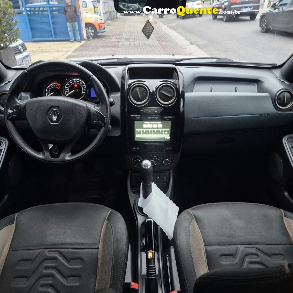 RENAULT   DUSTER DAKAR 4X2 1.6 HI-FLEX 16V MEC.   BRANCO 2016 1.6 FLEX - Loja