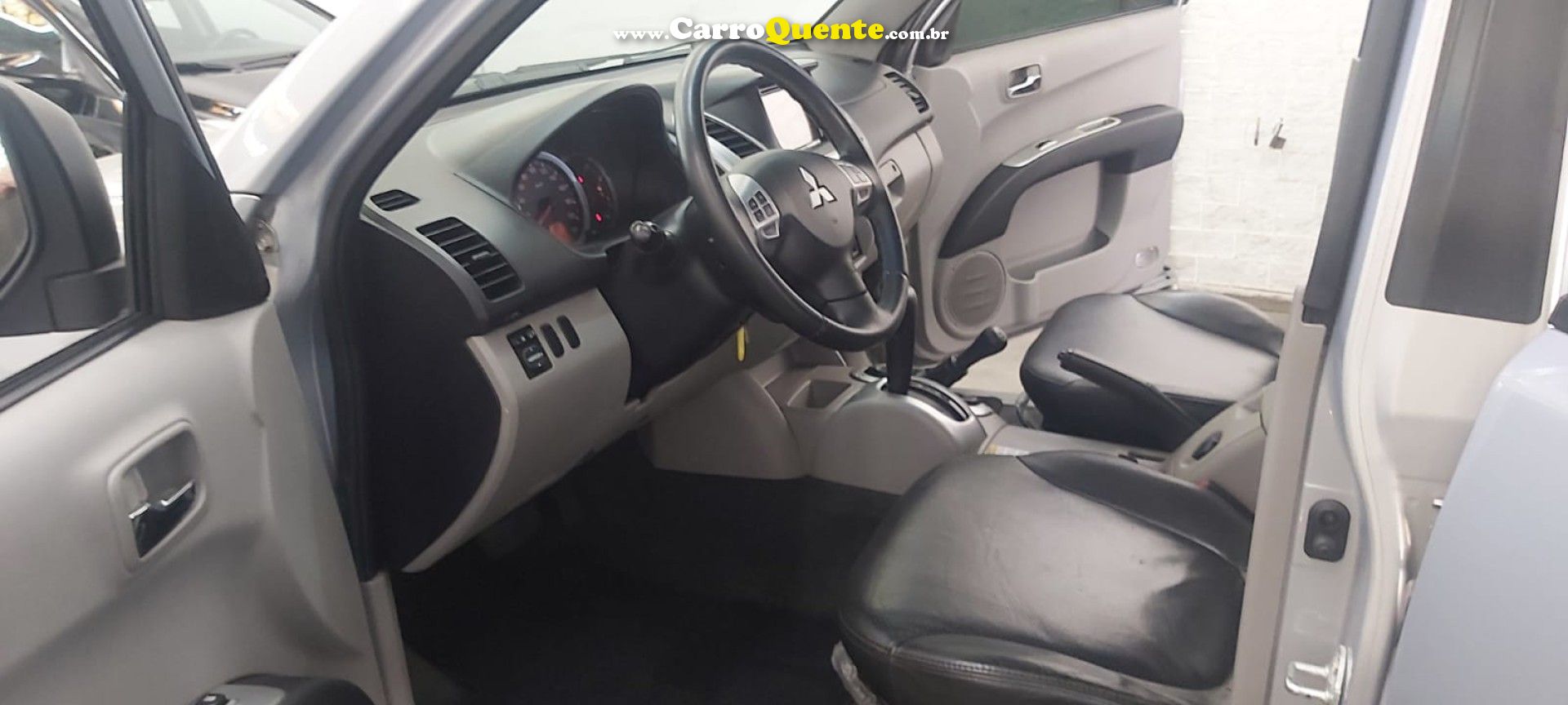 MITSUBISHI   L200 GL 2.5 4X4 CD DIESEL   PRATA 2012 2.0 DIESEL - Loja