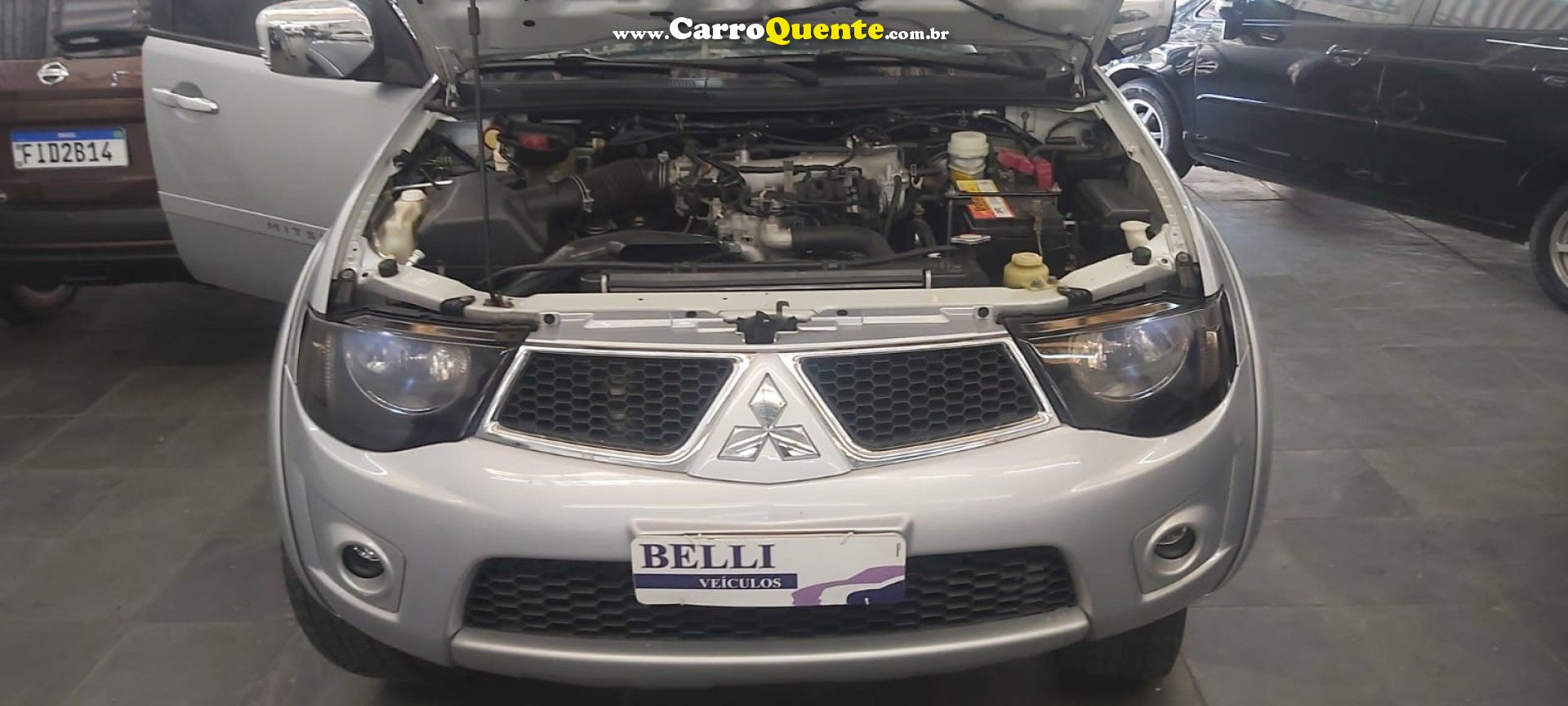 MITSUBISHI   L200 GL 2.5 4X4 CD DIESEL   PRATA 2012 2.0 DIESEL - Loja