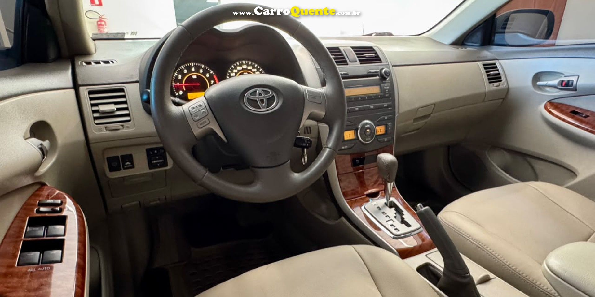 TOYOTA   COROLLA SE-G 1.81.8 FLEX 16V AUT.   BRANCO 2010 1.8 FLEX - Loja