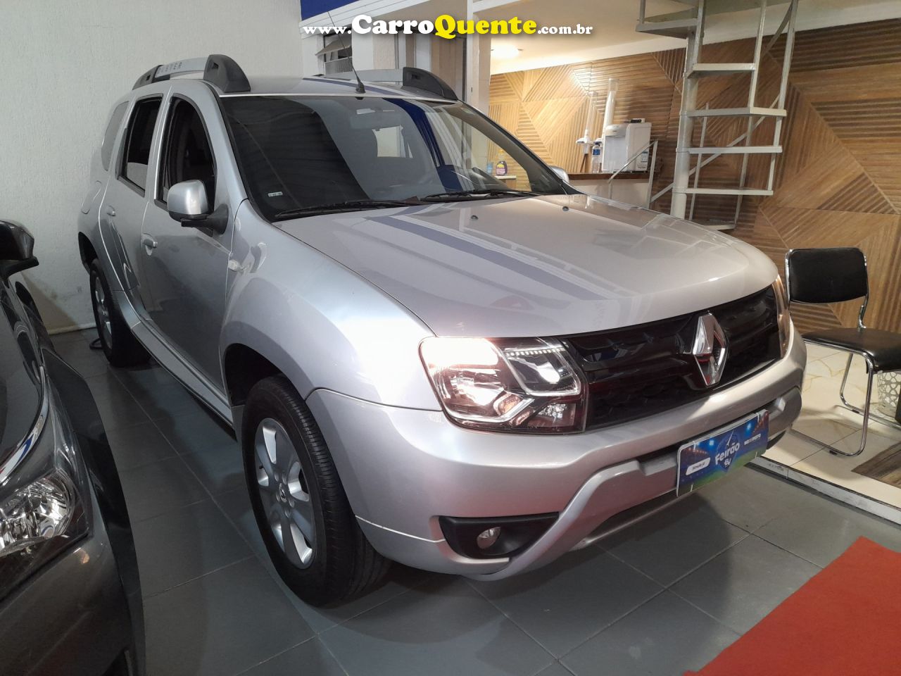 RENAULT   DUSTER 20D 4X2A   PRATA 2016 2.0 FLEX - Loja