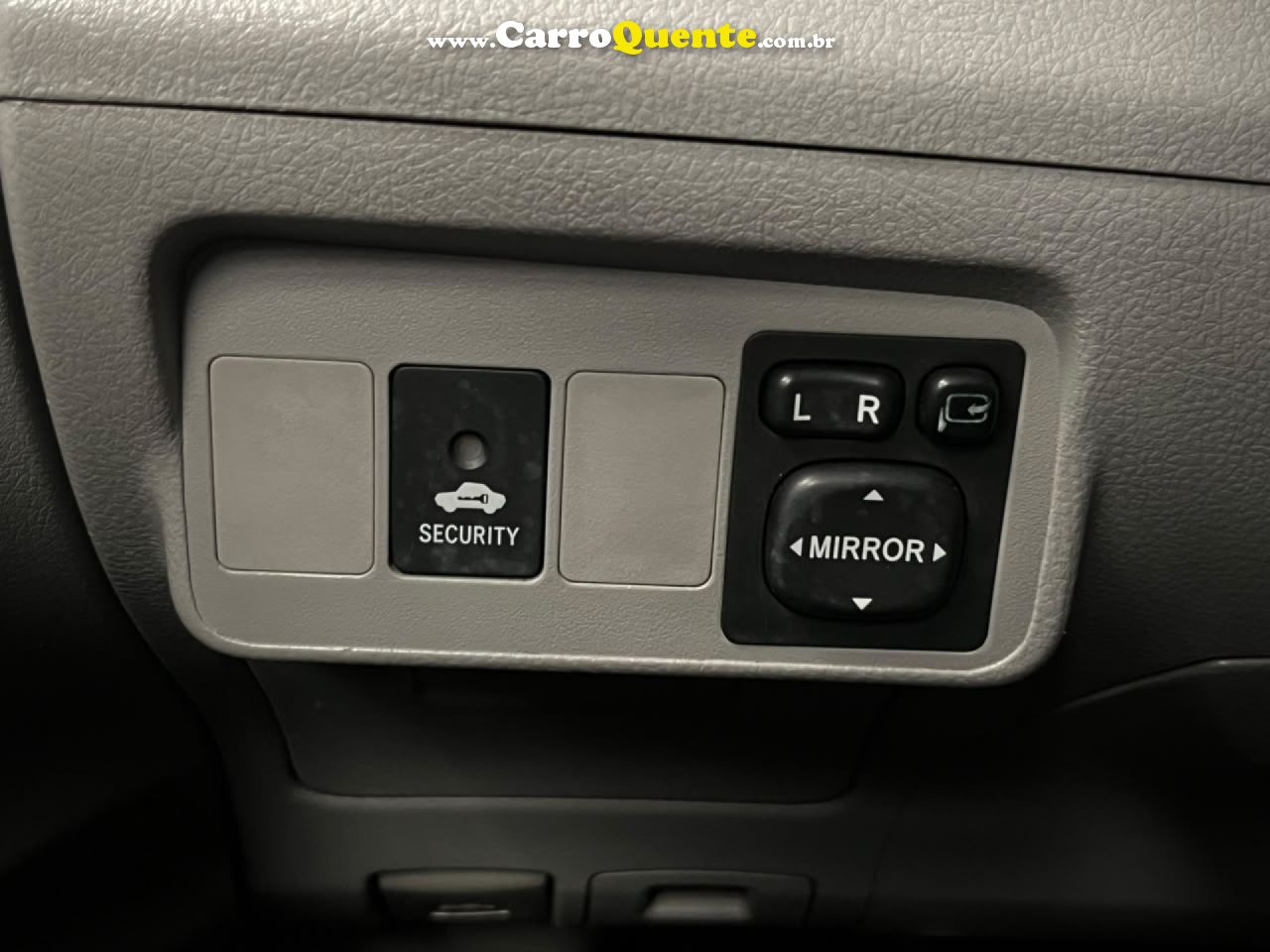 TOYOTA   COROLLA XLI 1.81.8 FLEX 16V MEC.   PRETO 2009 1.8 FLEX - Loja