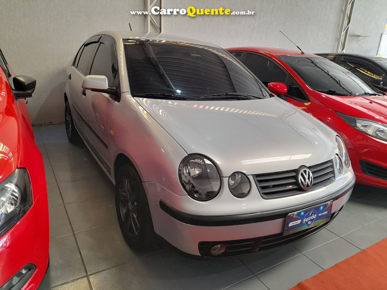 VOLKSWAGEN   POLO SEDAN 1.6 MI TOTAL FLEX 8V 4P   CINZA 2005 1.6 FLEX - Loja