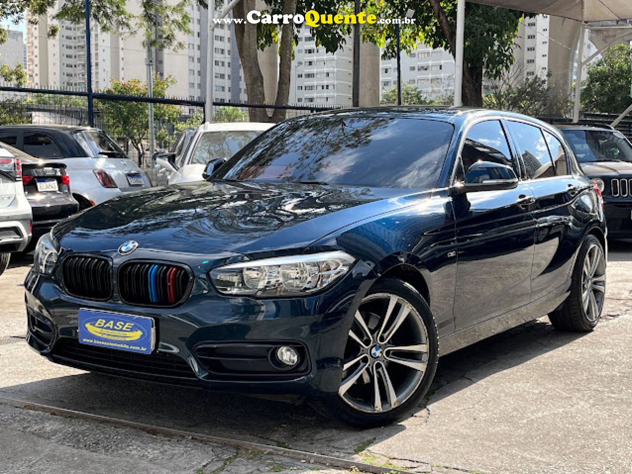 BMW   120IA SPORT 2.0ACTIVEFLEX 16V AUT.   AZUL 2016 2.0 GASOLINA - Loja