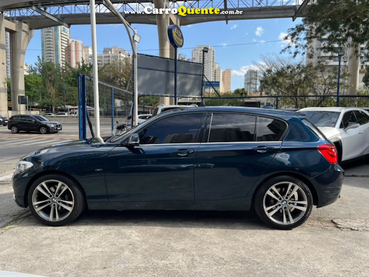 BMW   120IA SPORT 2.0ACTIVEFLEX 16V AUT.   AZUL 2016 2.0 GASOLINA - Loja