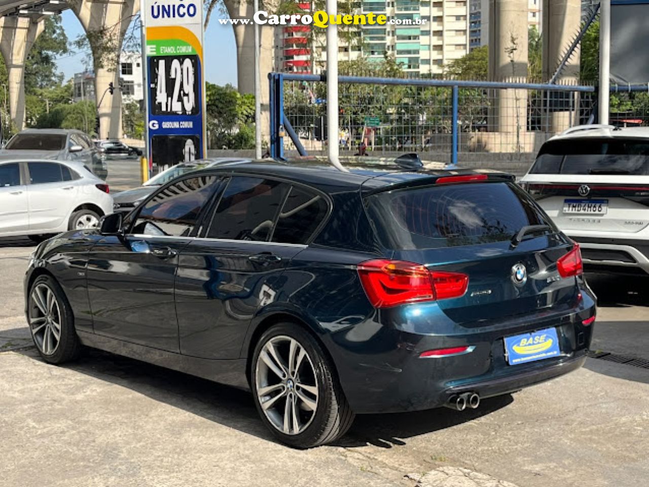 BMW   120IA SPORT 2.0ACTIVEFLEX 16V AUT.   AZUL 2016 2.0 GASOLINA - Loja