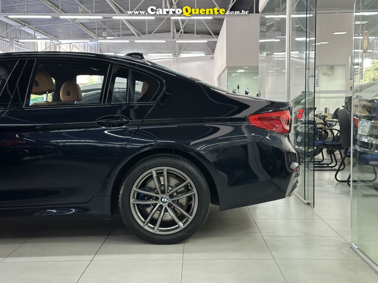 BMW   530I M SPORT 2.0 TURBO 252CV AUT.   AZUL 2019 2.0 GASOLINA - Loja