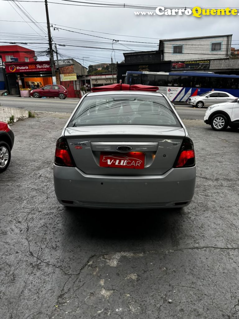 FORD   FIESTA SEDAN 1.6 16V FLEX MEC.   PRATA 2013 1.6 FLEX - Loja