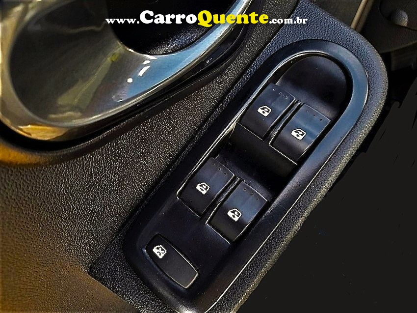 Renault DUSTER 2.0 TECH ROAD 4X2 16V FLEX 4P AUTOMÁTICO - Loja