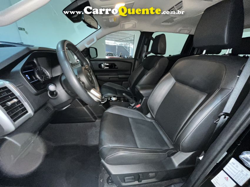 Mitsubishi TRITON 2.4 BITURBO DIESEL CD HPE-S 4X4 AUTOMÁTICO - Loja