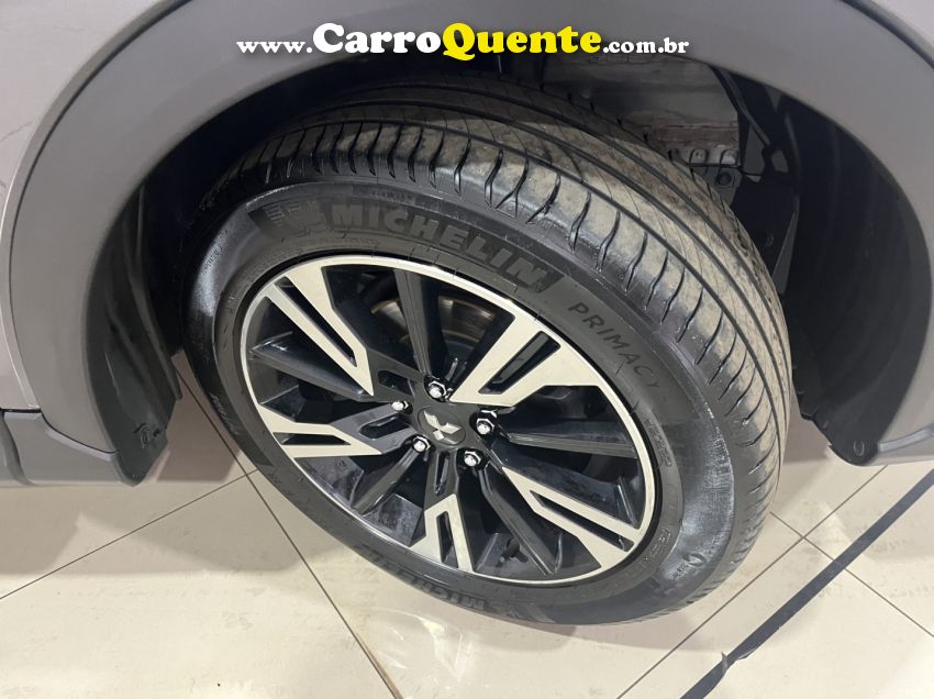 Mitsubishi ECLIPSE CROSS 1.5 MIVEC TURBO GASOLINA HPE CVT - Loja
