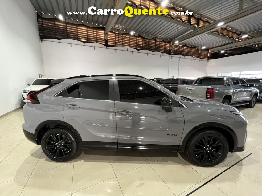 Mitsubishi ECLIPSE CROSS 1.5 MIVEC TURBO GASOLINA HPE BLACK CVT - Loja