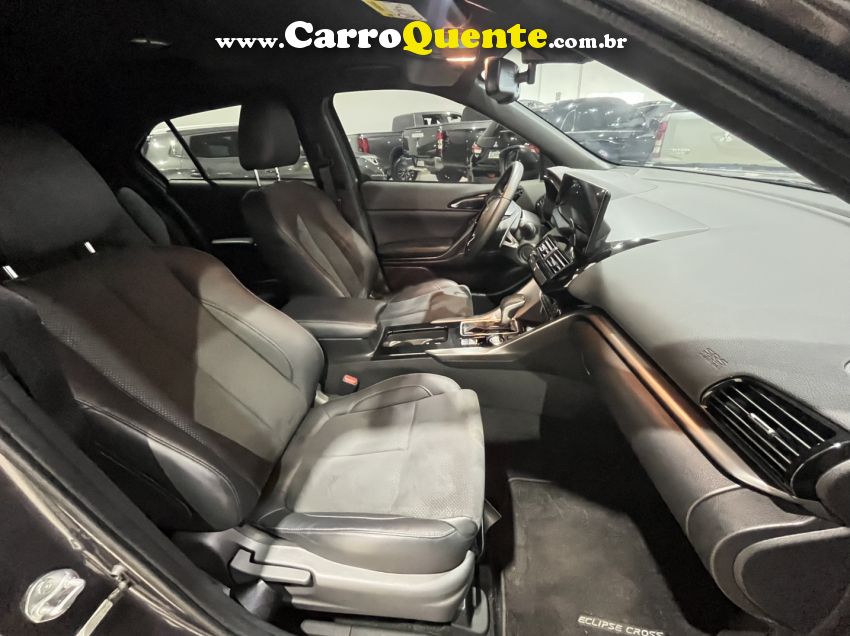 Mitsubishi ECLIPSE CROSS 1.5 MIVEC TURBO GASOLINA HPE-S BLACK S-AWC CVT - Loja