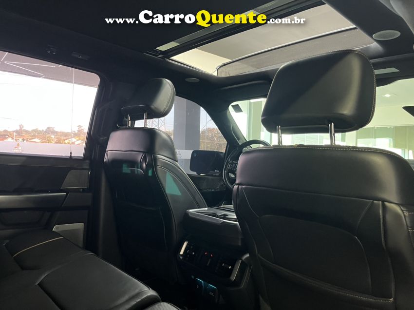 Ford F-150 5.0 V8 GASOLINA CD PLATINUM FX4 AUTOMÁTICO - Loja