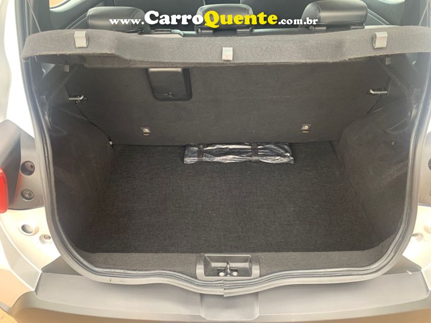 Renault KWID 1.0 12V SCE FLEX INTENSE MANUAL - Loja