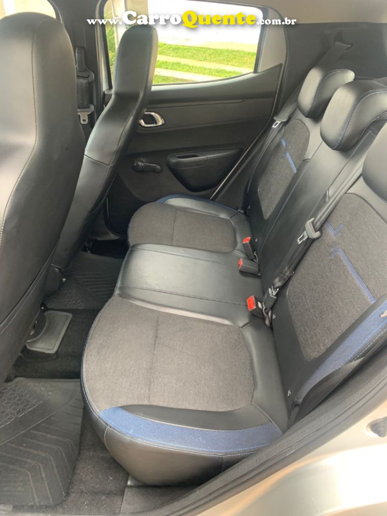 Renault KWID 1.0 12V SCE FLEX INTENSE MANUAL - Loja