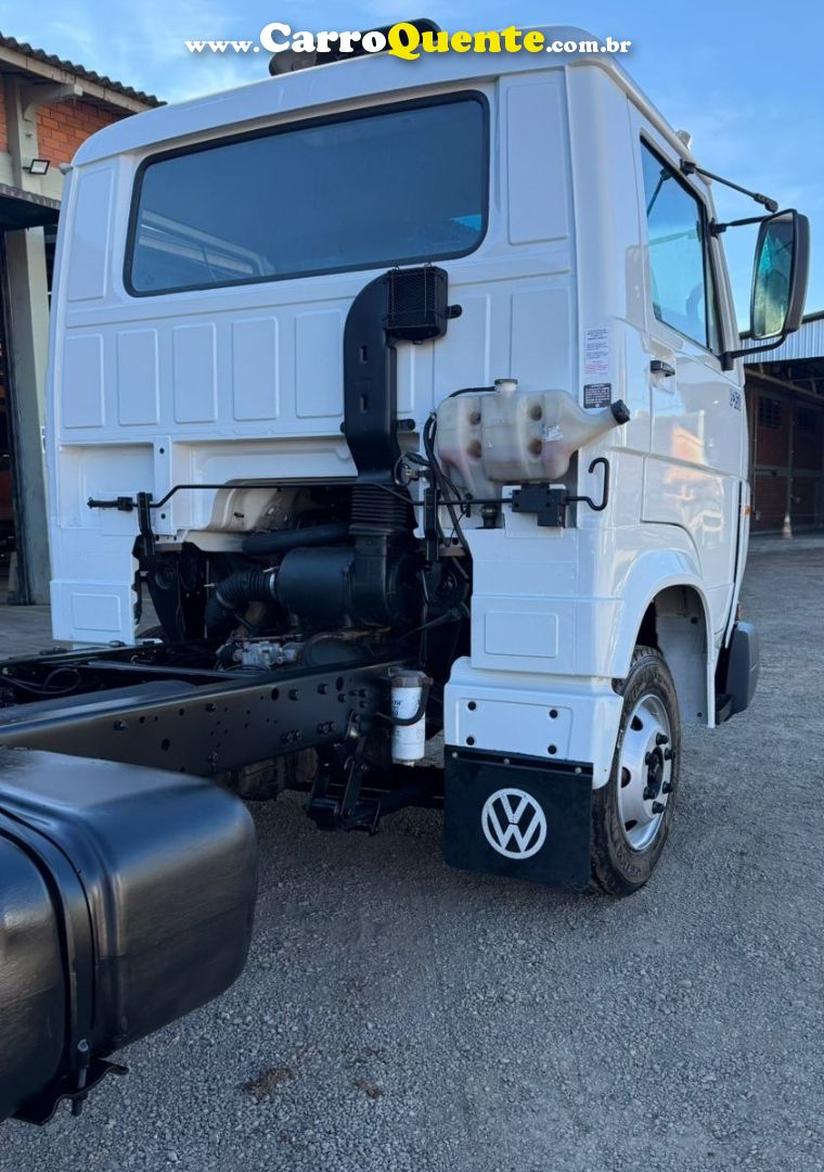 Volkswagen 8120 8-120/8-120 euro3 Worker 2p chassi - Loja