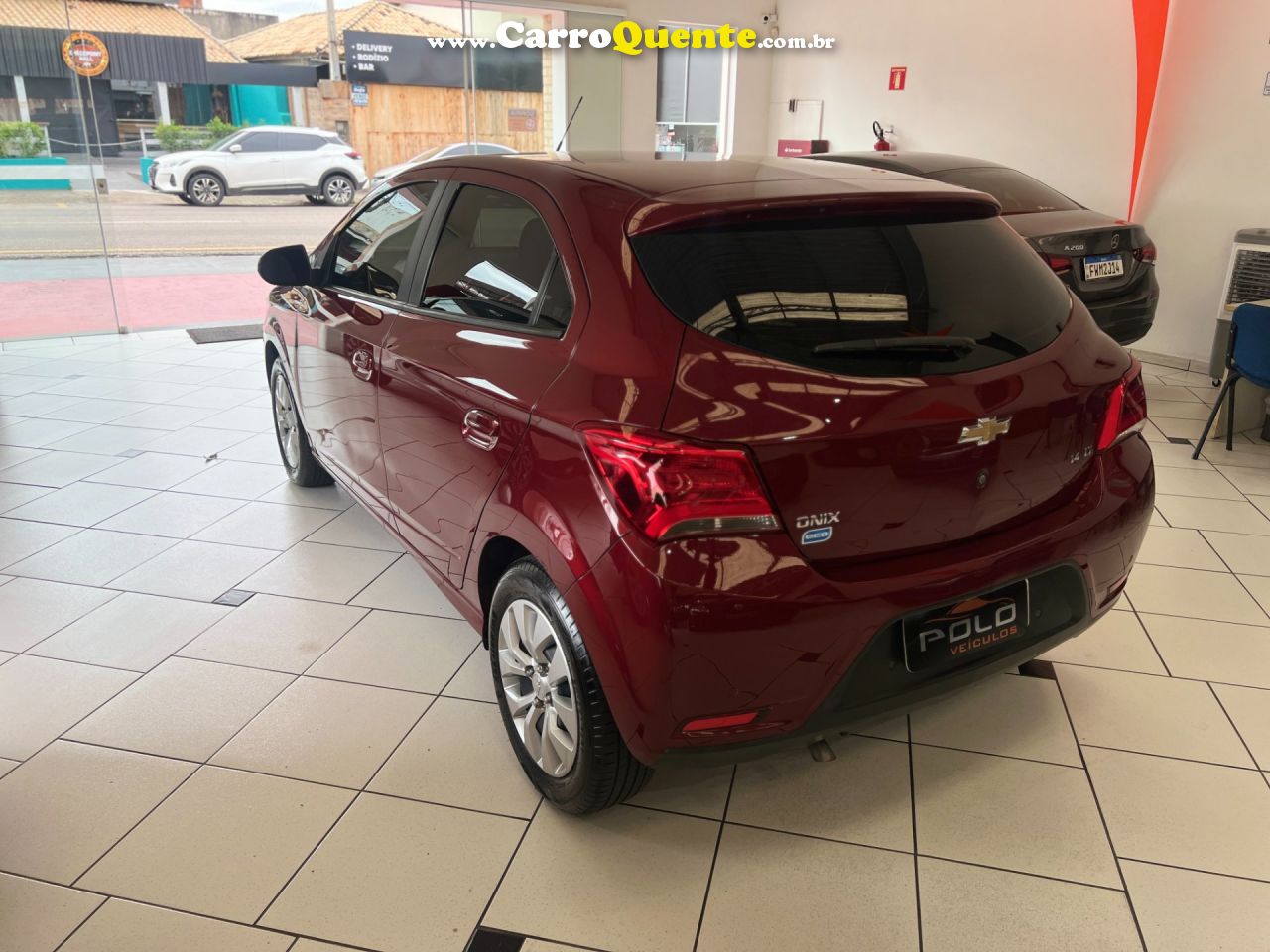 CHEVROLET ONIX 1.4 MPFI LT 8V 2018 - Loja