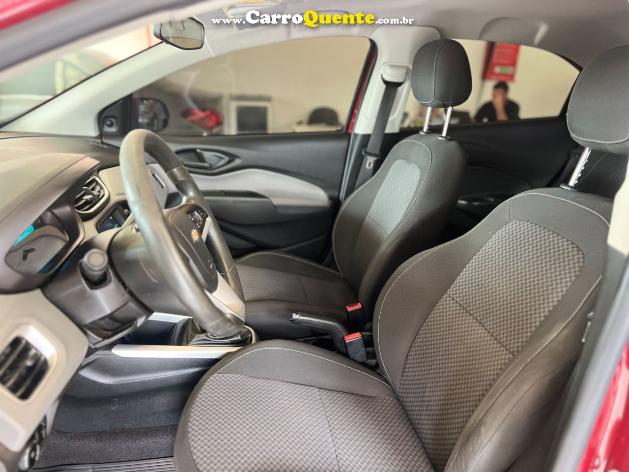 CHEVROLET ONIX 1.4 MPFI LT 8V 2018 - Loja